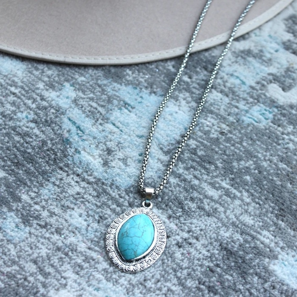 Ophelia Oval Turquoise Pendant Necklace